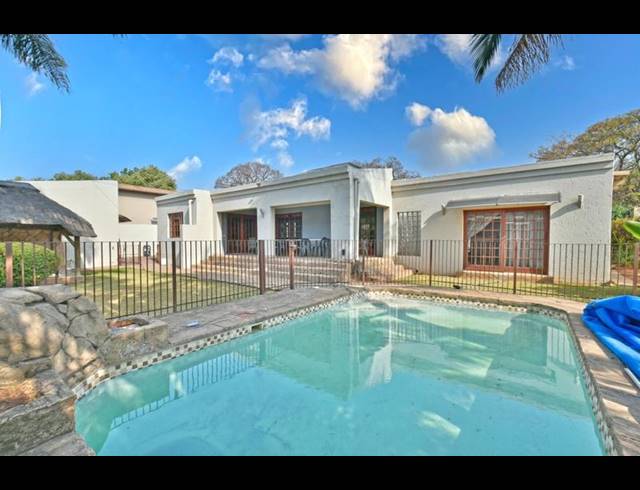 4 BEDROOM HOUSE FOR SALE IN SYDENHAM